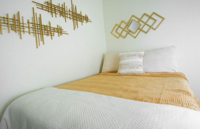 Vintage Elegance - Condo Steps Away From Casino - Foto 5