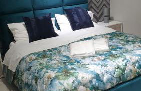 SKY HOUSE LUXURY - Photo 4