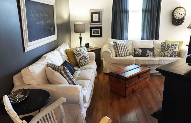 Stone Boutique Suites - Photo 13