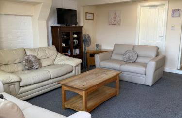 Quiet, Sleeps 7, Notts City, Transport, Motorpoint, Trent Bridge GF - Foto 19
