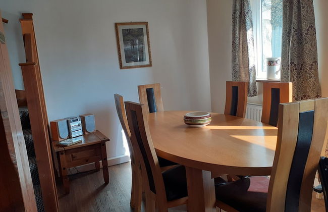 Inviting 3-bed Cottage Close to Pwllheli - Foto 9