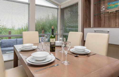 Stables 30, 3 Bed Luxury Lodge at Hafan y Mor - Foto 17