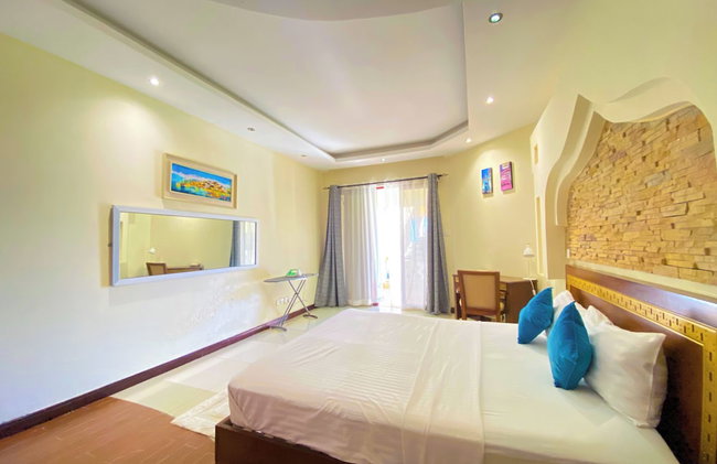 Epic Beachfront suites - Photo 2