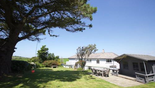 Penrose Cottage - Photo 1