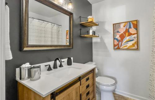 The Caspian large family house with private pool in Summerville - Foto 21