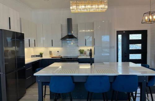 Amazing New House - Waterfront Getaway + Boat Dock - Foto 26