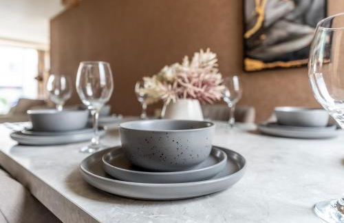 Contractor Stay Near The City Centre with Two Free Parking Spaces - Foto 11