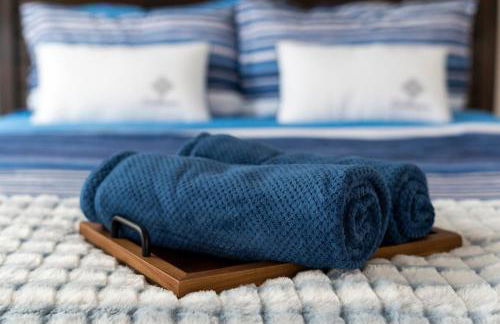 Chic 4BR Home Hot Tub Game Room - Foto 29