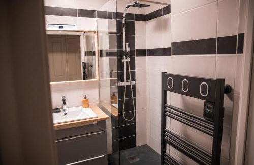 Superb Studio with incredible view and pool - Foto 14