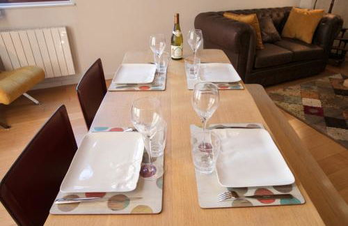 Spacieux appartement, A-mi-chemin, au coeur de Tournus - Foto 9