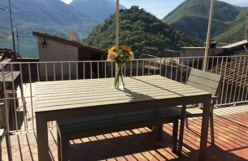 Attico con Terrazza panoramica - LAKEHOLIDAY IT - Foto 4