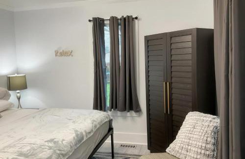 Cozy Coastal Retreat N Lake Ontario Sleeps 8 - Foto 11