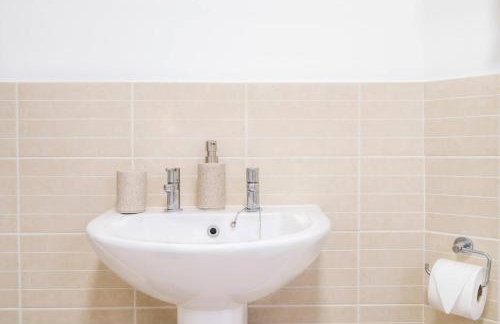 Wootton Perfect For Long Stays 3 Bedroom Parking - Foto 59