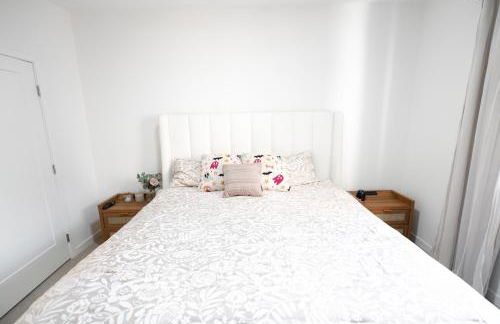 Heart of North Hollywood 2 bed Apt FREE parking, hot tub, pool, gym - Foto 14