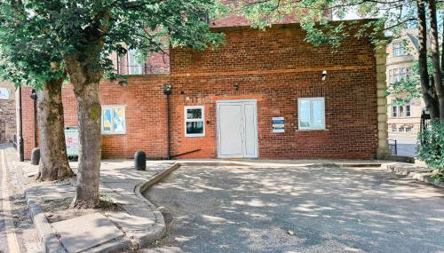 Elegant 1 bed flat, Sleeps 4, Free parking, Pet friendly, Pudsey, Leeds - Foto 2