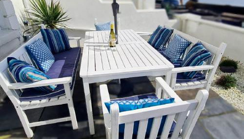 Beach View - A Truly Stunning House Opposite The Sea! Sleeps 10! Families, Friends, Contractors and Pets are all Welcome! - Foto 2