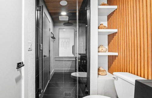 Hacienda Flamingo Unit 3 - Modern 1BR Hideaway with Double Queen Beds - Foto 12