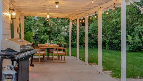 Newly Renovated, Cozy Home - Quiet, Mountain Views - Foto 5