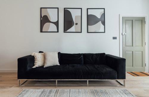 Luxurious & Modern London Apartment in Honor Oak - Photo 8