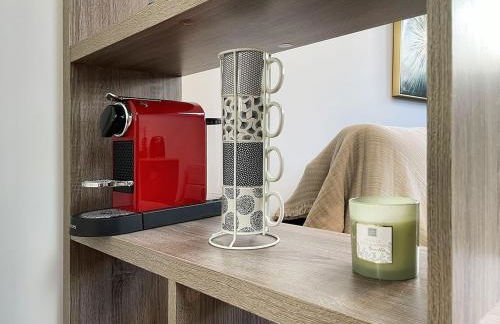 HOMEY TINY - Chambre privée - Située en Hyper-centre - Disney Plus et Wifi inclus - Sans SDB - Proche de Genève et des transports en commun - Foto 11