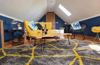 The Cartshed, Coltishall, Norfolk - Photo 4