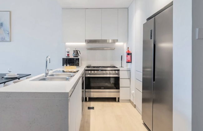 Sea View 2BR in Port de La Mer - Photo 18