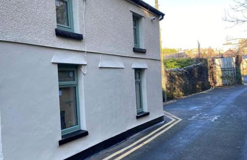 Modern 2 bedroom cottage near Bike Park Wales. - Photo 14