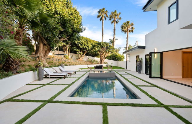 Sea Vista - Central Malibu Villa w/ Pool, Spa, & Ocean Views - Foto 14