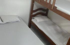 Casa com piscina para veraneio em Barra do Itariri - Bahia - Foto 37