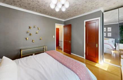 Sojourn Old Town Perfection with Fire Pit and Parking - Foto 9