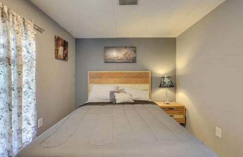 Morriston Getaway with Patio - Near HITS Farm! - Foto 11