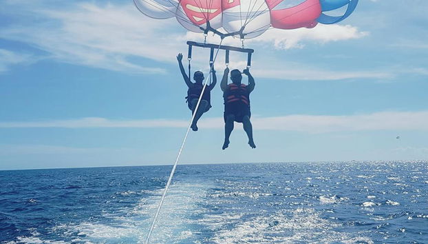 Parasailing to Boracay - Photo 3