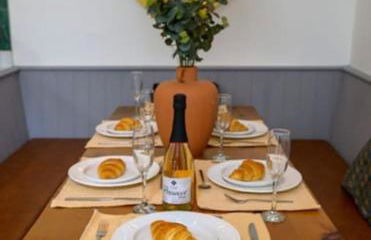 ''The Den'' Lakeview Apartment at Watersedge - Foto 17