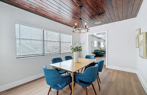 Newly Renovated | Minutes to Riverwalk & Beaches | Tampa Heights - Foto 31