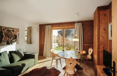 Almrausch Apartments - Photo 1