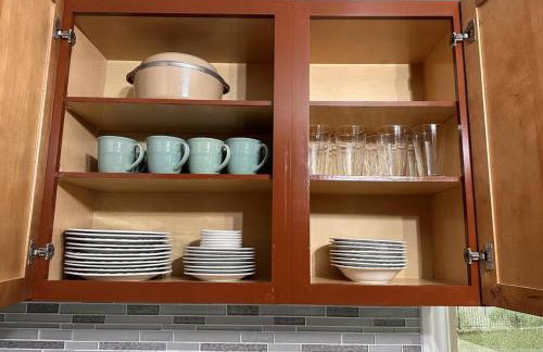 Lake Front Home, around 15 minutes drive to AT&T and Epic Water - Foto 7