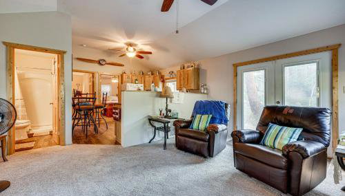 Hike, Fish and Relax Cabin 4 Mi to Lake Estes! - Foto 4