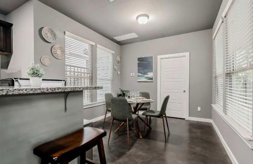 Hot Tub Deck BBQ Grill Patio Dog Friendly - Foto 17