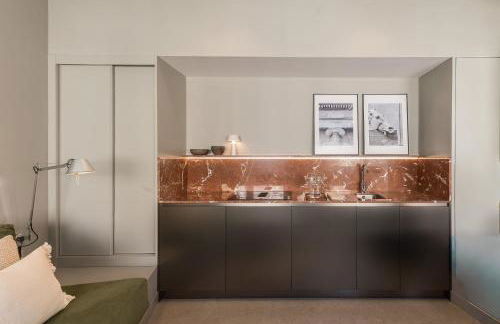 Edmond Vibes Almagro Suites - Photo 9