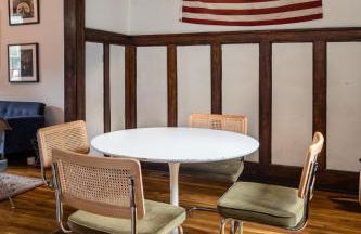 Luxe Mid-Century Styled Historic Townhouse #1 - Foto 37