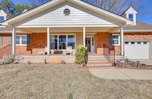 14 Mi to Raleigh Charming Family Home! - Foto 29