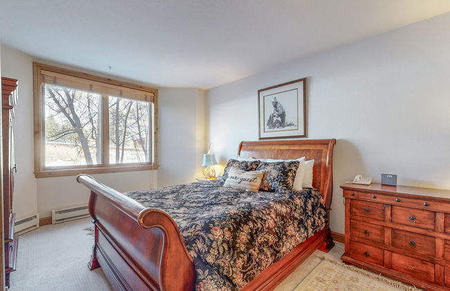 Torian Plum Condominiums - Foto 9