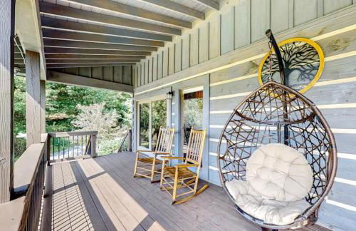 Grandpa John Cabin - Hot Tub, Game Room - Foto 7