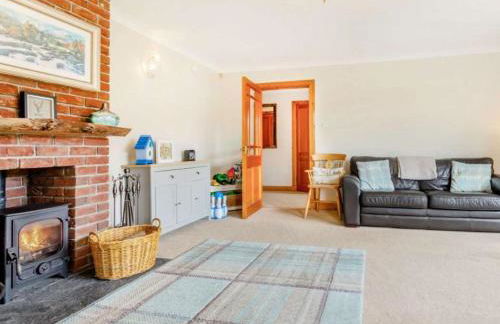 3 Bedroom luxury home, hot tub, stunning views of Killin, sitting on the River Dochart - Foto 11