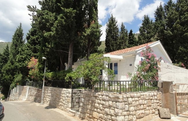 Petrovac Holiday House with pool - Foto 40