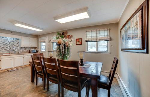 Rector Home with Hot Tub about 6 Mi to Ligonier! - Foto 8