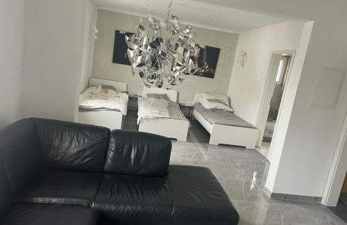 Benk 24H Apartment Nr 1 Perfekt für bis zu 6 Personen - Foto 10