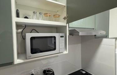 Modern 2 bedrooms apartment central - Photo 3