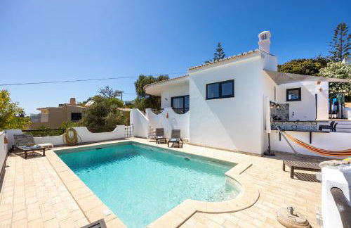 CoolHouses Algarve, Luz, 3 Bed villa, 1 bed studio, heated pool & jacuzzi, sea views, Casa Pequena - Foto 37