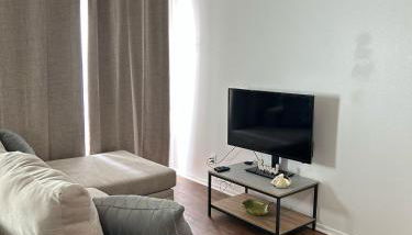 Hollywood Blvd Studio FREE DESIGNATED PARKING & WIFI - Foto 2